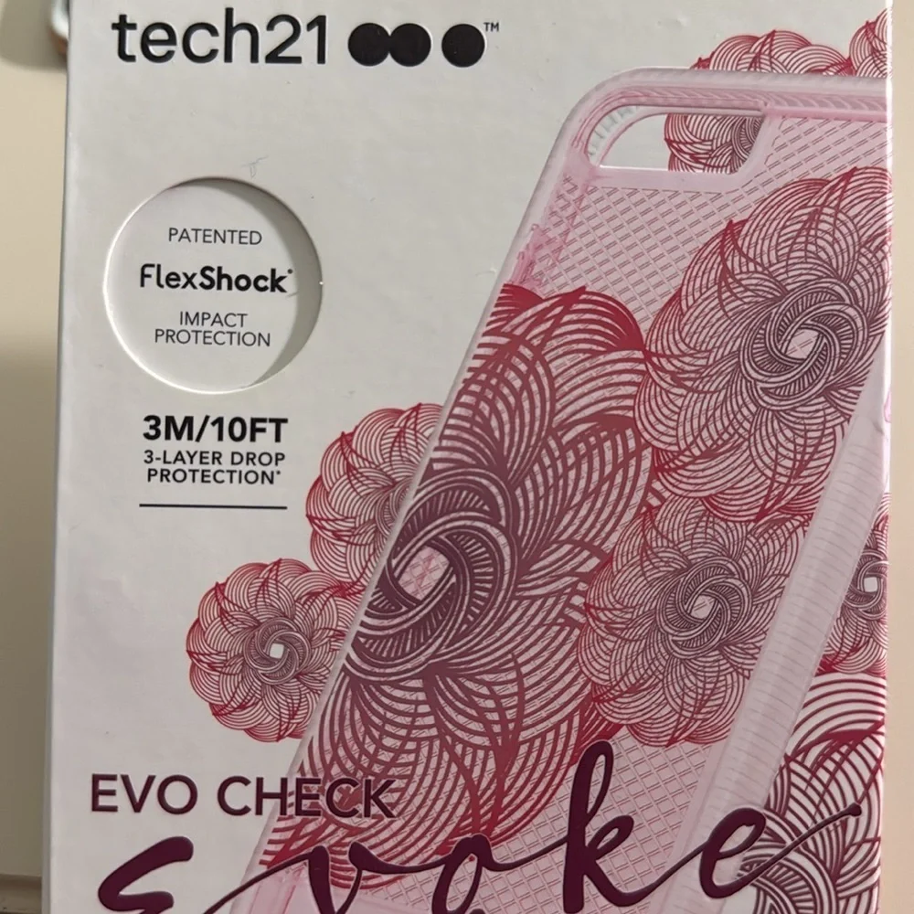 Tech 21 iPhone 8 Plus protective case